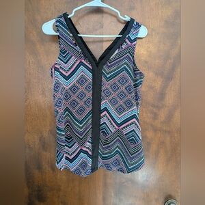 Geometric Patterned Sleeveless Top